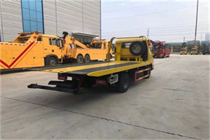 玉桥非事故拖车